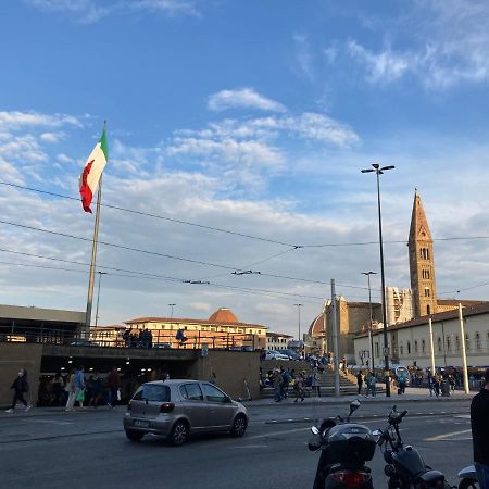 Santa Maria Novella - Golden Lily Florence, City Center Apartment Buitenkant foto